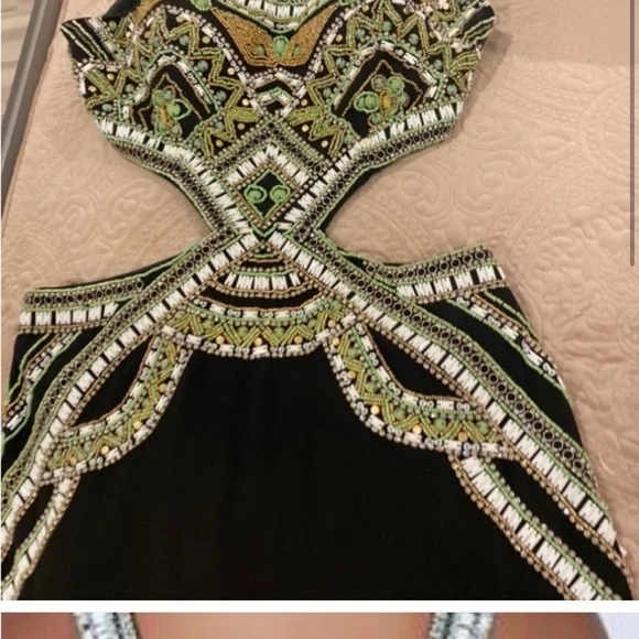 Sherri Hill Black and Green Embellished Prom Dress - Picture 4 of 5